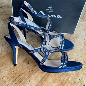 Nina Varsha-LS 8.5 navy blue pumps. rhinestone strappy high heels